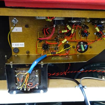 WEM Watkins Electric Music  Dominator MK1 V Front  WEM Dominator 1957 Red/Cream image 13