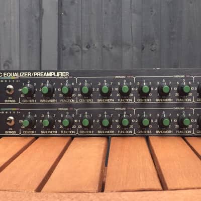 TC Electronic TC 2240 HS High Sensitivity 2-Channel Parametric Equalizer / Preamplifier