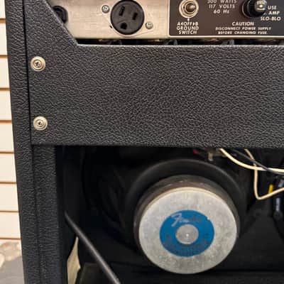 Fender 1975 Twin Reverb 2x12 Combo with Footswitch & Cover - Pre Owned *Pickup Only* image 10