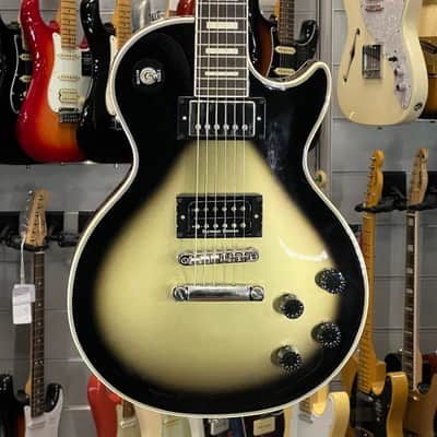 Epiphone   Adam Jones Les Paul Custom Korin Faught S Sensation image 1
