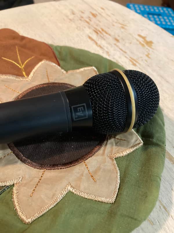 Electro-Voice N/D767a Supercardioid Dynamic Vocal Microphone | Reverb