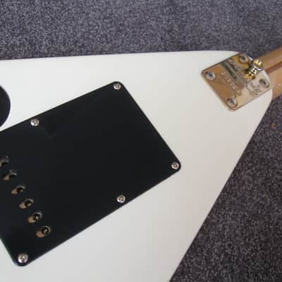 Aria Pro II XX 1980's White Yngwie Malmsteen (36 Hour Sale) image 4