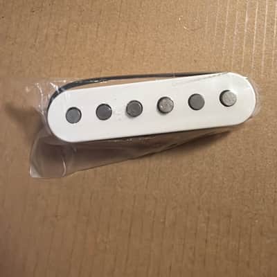 DiMarzio ISCV2WU 2025 - White image 1