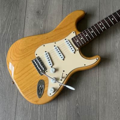 Fender Stratocaster Special Edition FSR 2005 w/gig bag Rosewood mim Mexico Standard image 2