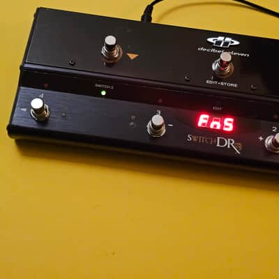 Decibel Eleven Dr. Switch Doctor MIDI Controller/Loop Switcher image 6