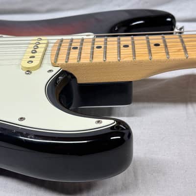 Fender American Professional Stratocaster HSS Shawbucker Guitar 2016 - 3-Color Sunburst / Maple Neck image 13