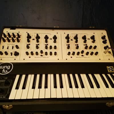 Oberheim 2 voice 1973 Aged White image 1