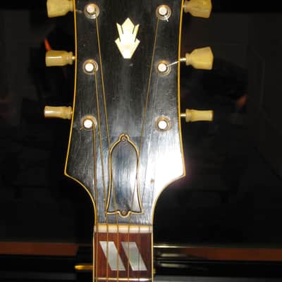 Gibson Super 300 1951 Sunburst - Extremely Rare - One of 200 Ever Built image 3