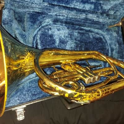 Yamaha YHR-302M Marching French Horn Lacquer, Japan, w/ case/mouthpiece image 6
