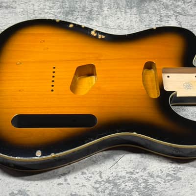 Real Life Relics Tele® Telecaster® Body Double Bound Aged 2T Sunburst