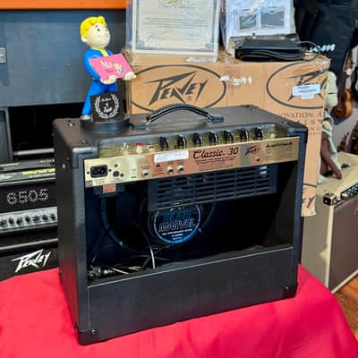 Peavey 50 ANNIVERSARY Made in USA  CLASSIC  30 COMBO 1x12” - Black image 11