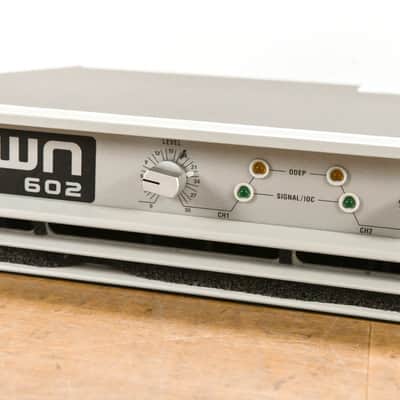 Crown Macro-Tech 602 2-Channel Power Amplifier CG0127S image 3