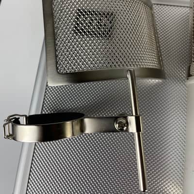 MXL V67g HE Large Capsule Condenser Microphone Heritage Edition w Case Mount and Pop Filter image 3