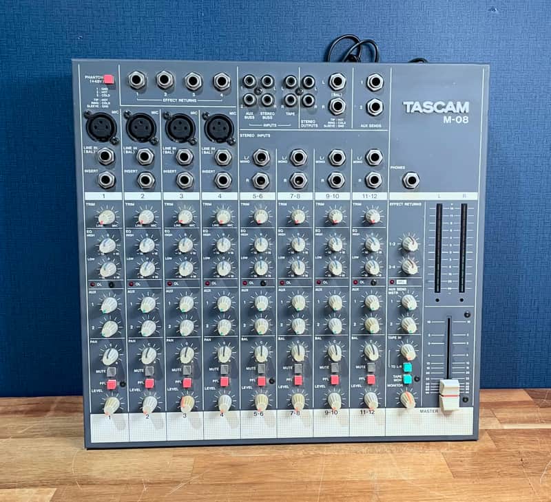 TASCAM M-08 8 Channel Analog Mixer | Reverb Norway
