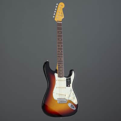 Fender American Vintage II 1961 Stratocaster RW 3-Color Sunburst - Electric Guitar image 9