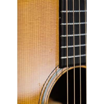 1962 Martin 0-18 natural image 13