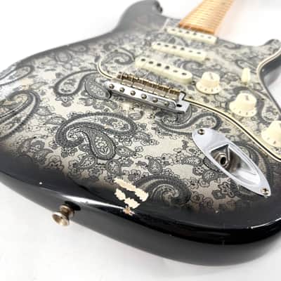 2018 Fender Custom Shop Limited Edition ’68 Stratocaster Relic - Black Paisley - Trades image 18