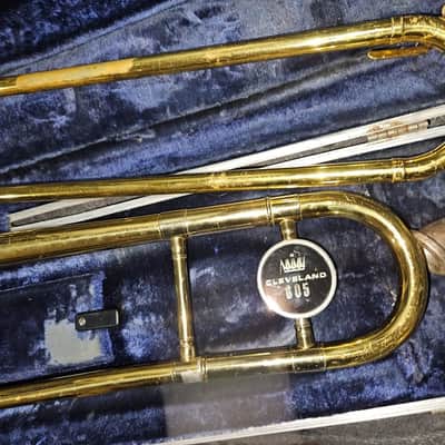 King Cleveland 605 Trombone, USA, w/ case & MP, Good Condition image 11
