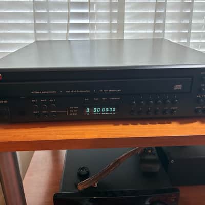 Wonderful Made in Japan Adcom GCD-600 5 Disc Changer with TDA-1541A Chip. See VIDEO! image 1