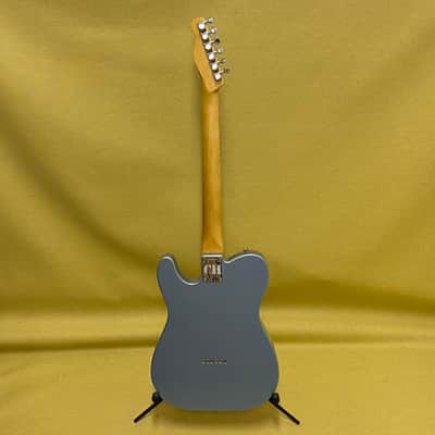 014-0310-783 Fender Chrissie Hynde Road Worn™ Telecaster® Guitar With Hardshell Case & Strap image 3