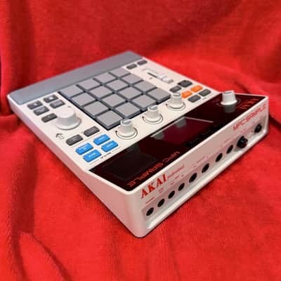 Akai MPC Sample 2025 - present - Gray image 5
