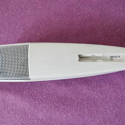 Sennheiser MD 421-N Cardioid Dynamic Microphone image 9