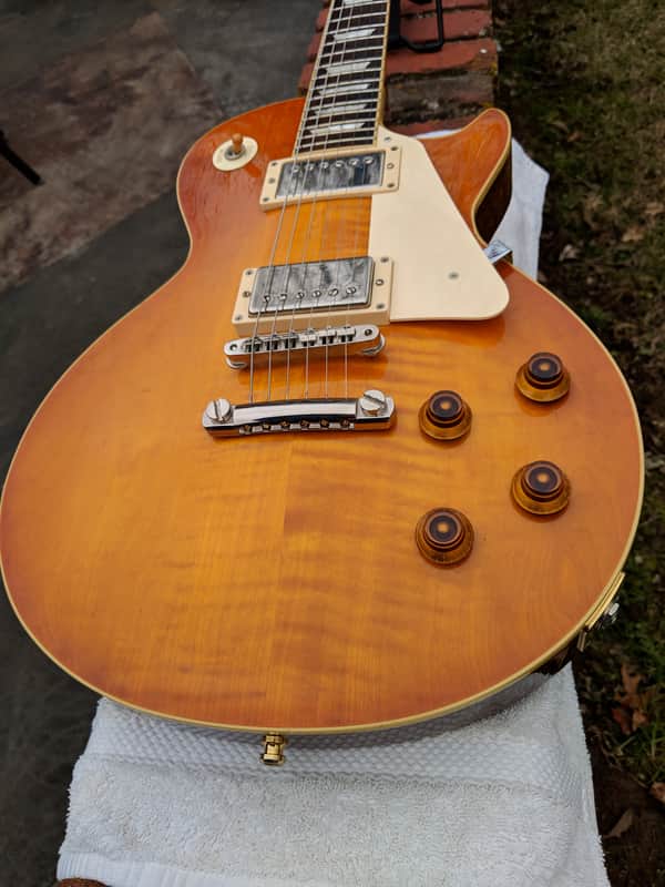2009 Edwards Pure Material Honey Burst image 1