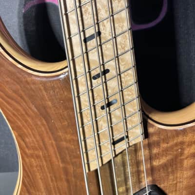 Dingwall 5 string Quad LowEnd Slim image 7