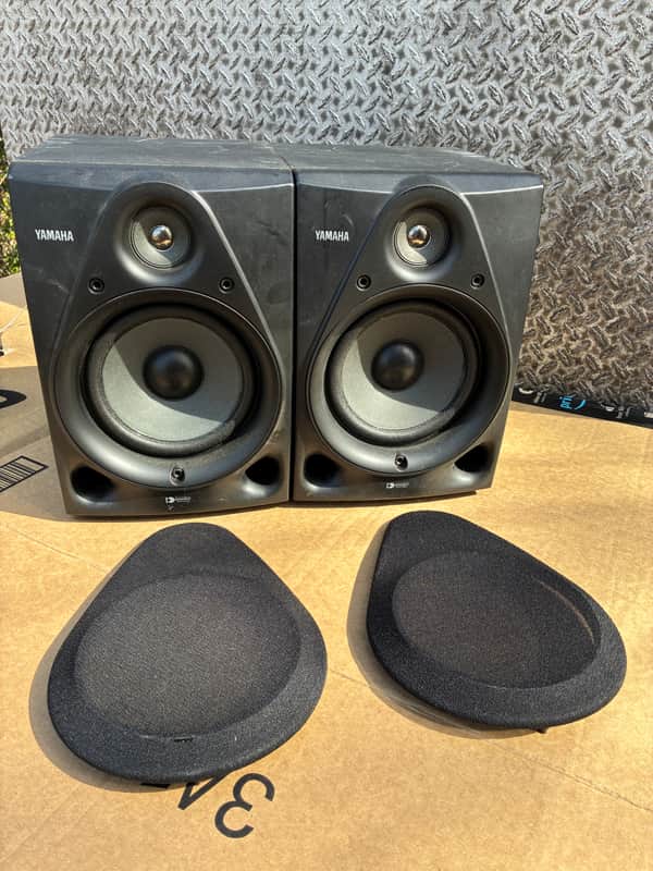 Yamaha NX-GX5 Bookshelf Speakers Active Servo Technology – Black image 1