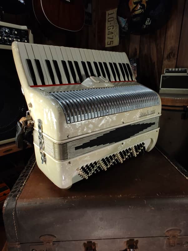 VINTAGE 1950'S SILVIO SOPRANI ACCORDION image 1