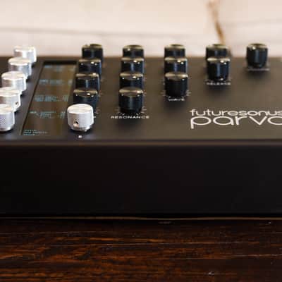 Futuresonus Parva: 8 Voice 3 Oscillator Analog Polysynth - MINT image 5