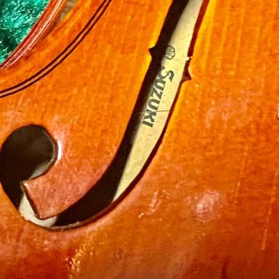 Suzuki Violin 220 image 2