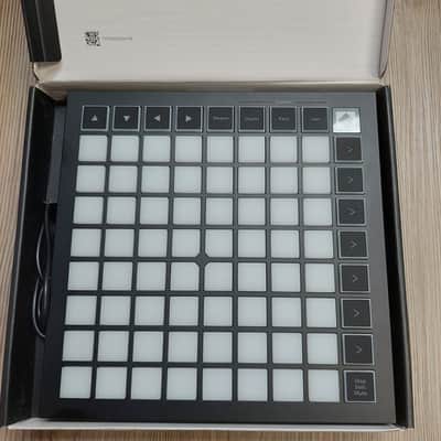 Novation LAUNCHPAD mini (USED) SN# AYYC09R471EEB6 image 5