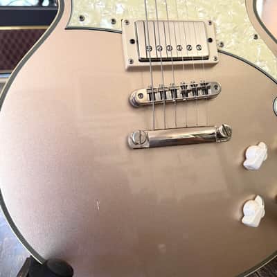 D'Angelico Deluxe Brighton Double Cut Desert Gold 2021, With Hard Case and Free Shipping image 3