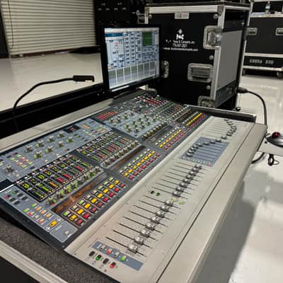 Avid Profile Mixing System Rack - Black/Silver image 1