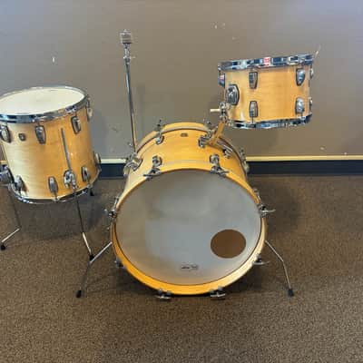 Ludwig Classic Maple Downbeat Outfit 8x12 / 14x14 / 14x20" Drum Set 1998 - Present - Natural Maple Lacquer image 1