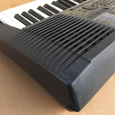 Yamaha  PSR-530 XG Synthesizer Arranger Piano Keyboard image 8