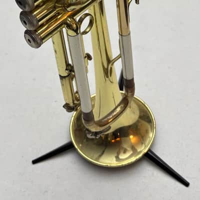 Yamaha YTR-2320 Bb Trumpet – Japan – Smooth Valves – Case & Accessories image 17