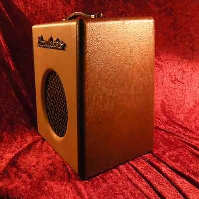 Danelectro Nifty Seventy N70 Bass Guitar Amp - Rare! image 8