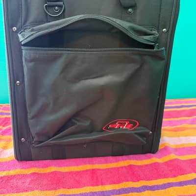 2 Shure GLXD Wireless mic system with soft SKB case image 6