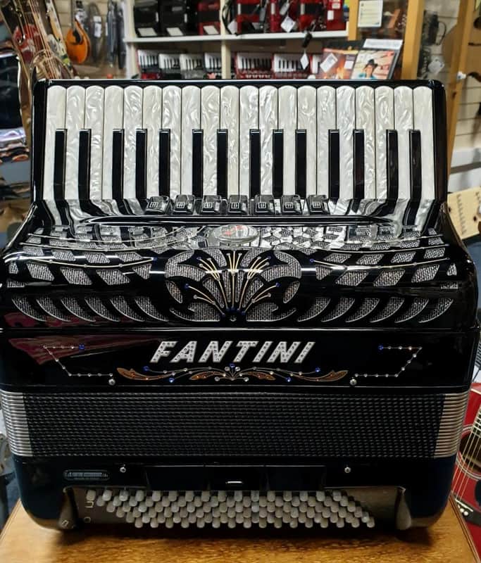 Fantini 96 Bass 4 Voice Handmade Italian Piano Accordion image 1