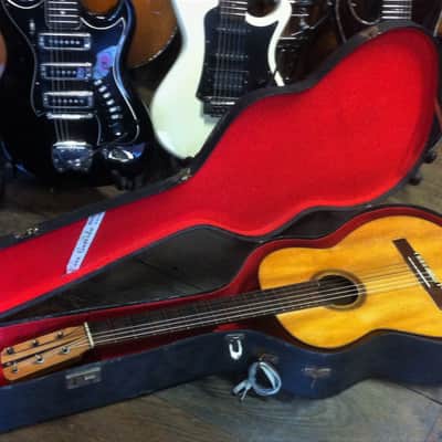 Belle guitare du luthier Ricardo Sanchis Nacher vers 1930/40 tête à chevilles 1,01 kg! image 21
