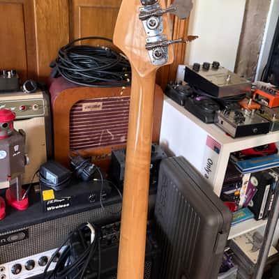Vintage Splendor (Holly / Tomson) P-Bass - Black image 7