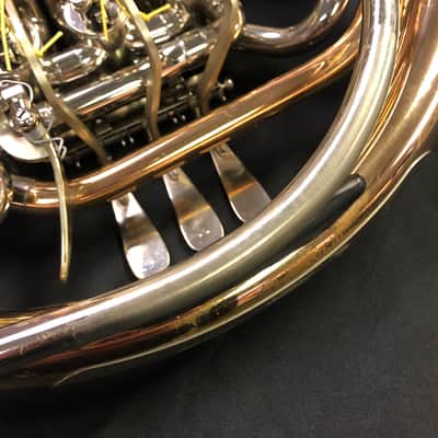 Holton H105 Screw Bell Double French Horn with Additional Leadpipe image 17