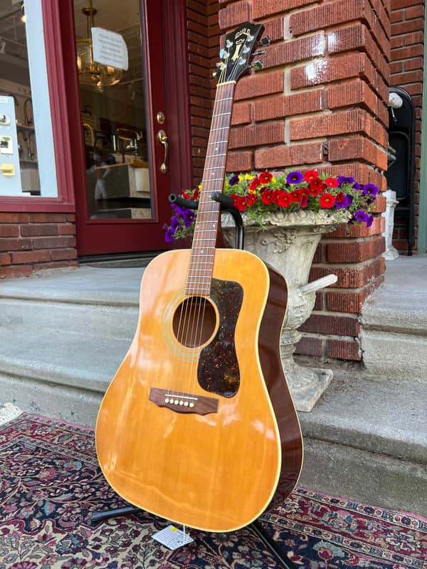 Vintage 1980 Guild D-40NT Acoustic Guitar w/OHC. Natural Finish~*SALE* *See Video* image 1