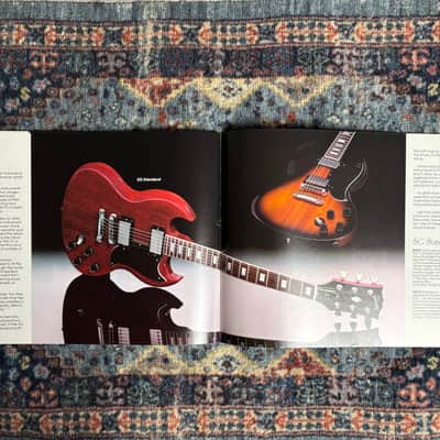 1983 Gibson American-Made. World-Played Guitar Catalogue! E19-1 image 7