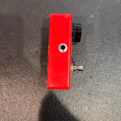 MXR M102 Dyna Comp 1995 - Present - Red image 5