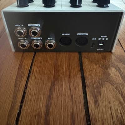 Hologram Electronics Chroma Console 2023 - Present - White image 3