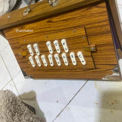 Amazing best sounding, teack wood, Handmade shruti Box, tuned 440hz long stamina deeper bass  sound, very good bass image 3