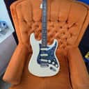 Fender Vintera '60s Stratocaster Modified with Pau Ferro Fretboard 2019 - 2023 - Olympic White